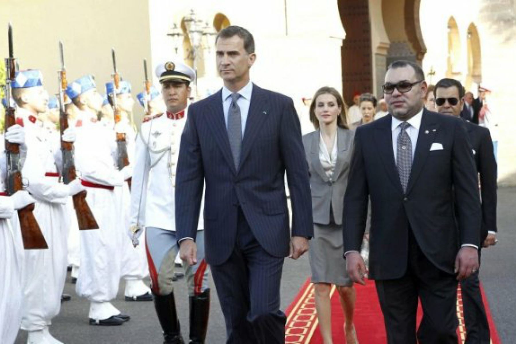 Felipe VI y Mohamed VI con la compañía de la reina Letizia. Foto: Efe.