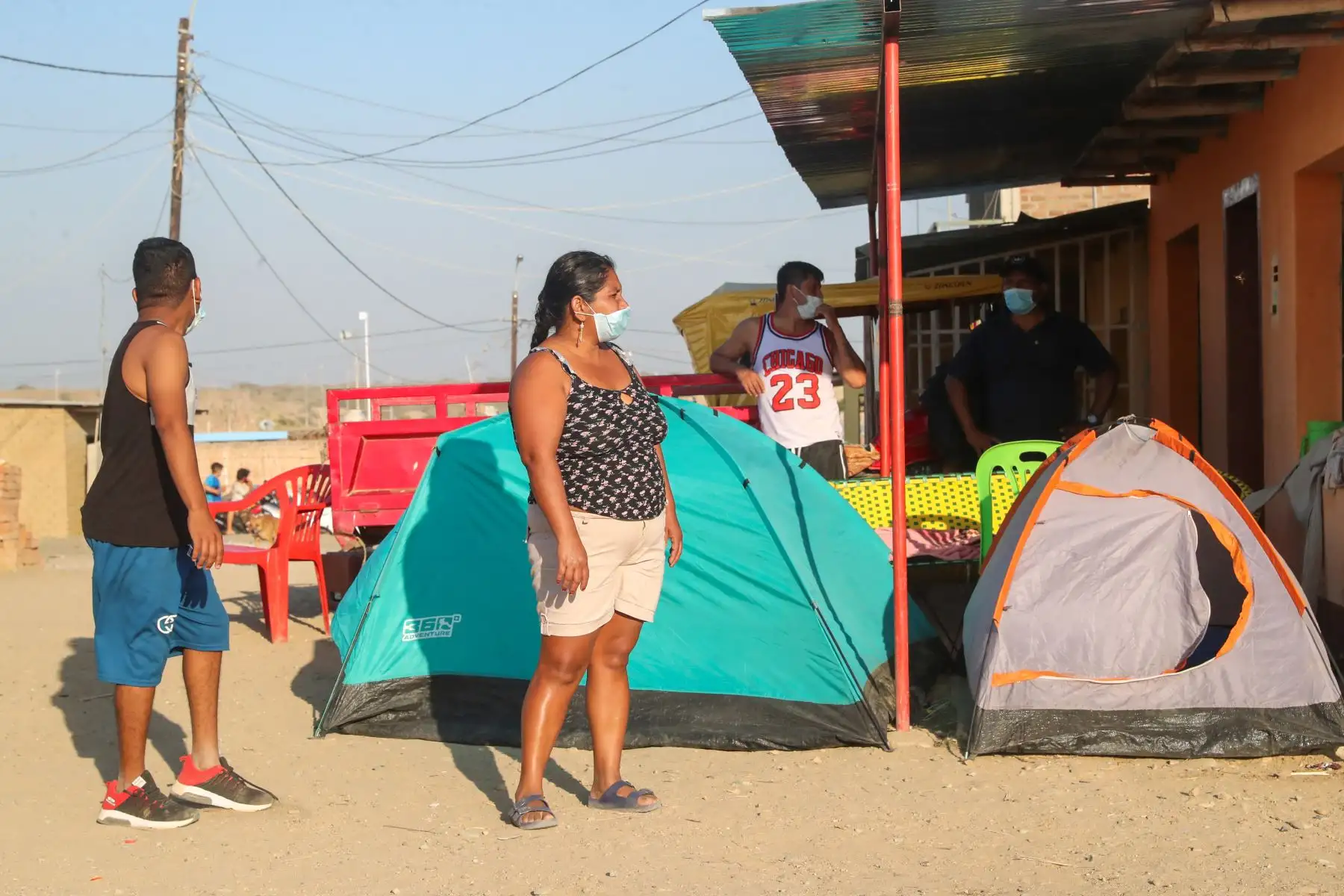 El ministro de Transportes y Comunicaciones, Juan Silva Villegas, arribó al Grupo Aéreo N° 7, junto con el ministro de Vivienda, Geiner Alvarado, para inspeccionar el estado de las vías en esta región, luego del fuerte sismo ocurrido el día de ayer. Foto: ANDINA/MTC