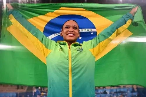 Rebeca Andrade se impuso en saltos