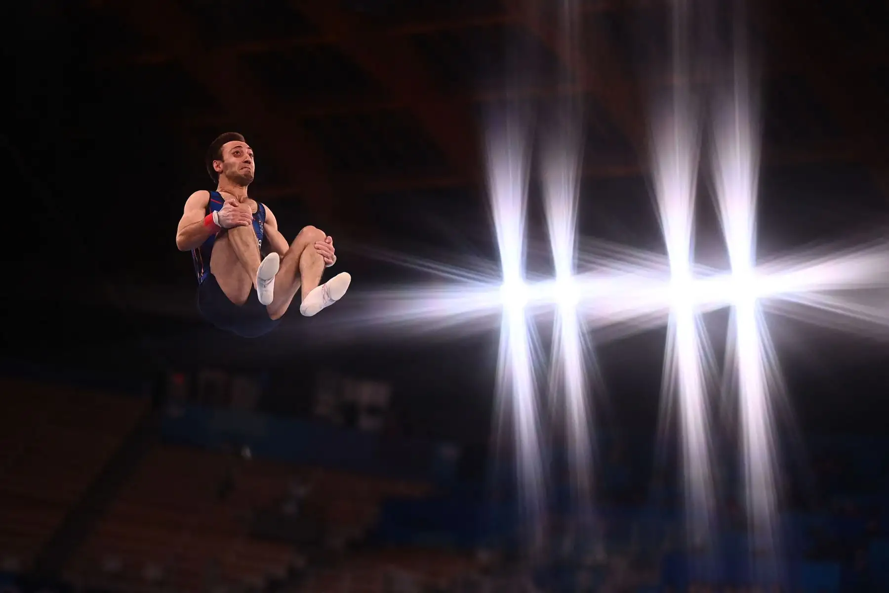 Artur Davtyan de Armenia compite en la final de salto masculino de gimnasia artística de los Juegos Olímpicos de Tokio 2020 en el Centro de Gimnasia Ariake en Tokio.
Foto: AFP