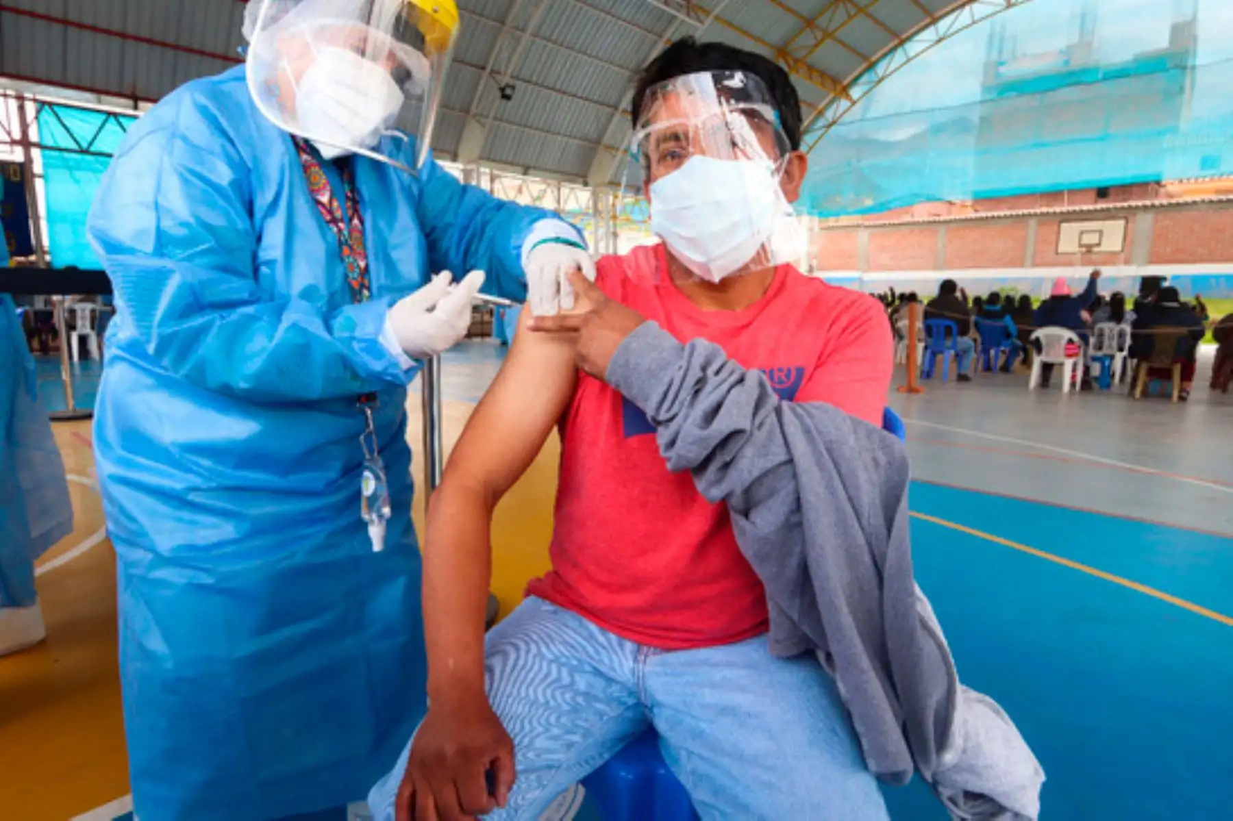 Treinta distritos del departamento de Cusco tienen a más del 80 % de su población vacunada con las dos dosis contra el covid-19, informó la Gerencia Regional de Salud. Foto: ANDINA/difusión.