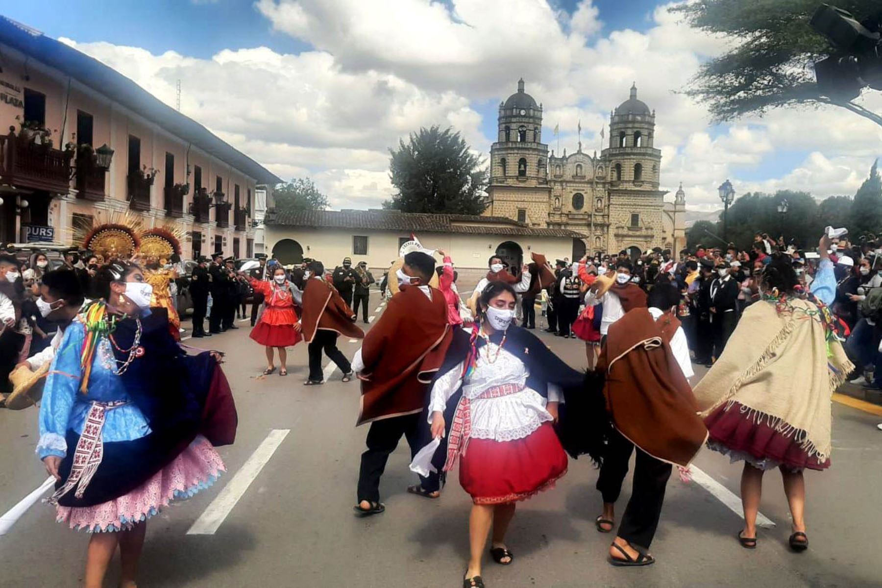 Turistas provenientes de La Libertad, Lambayeque, Piura, Tumbes y Lima celebraron las Fiestas Patrias en Cajamarca. Foto: ANDINA/Difusión