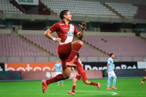 Alexander Succar ha sido una pieza de recambio importante para el DT de Universitario. Foto: Twitter Liga 1