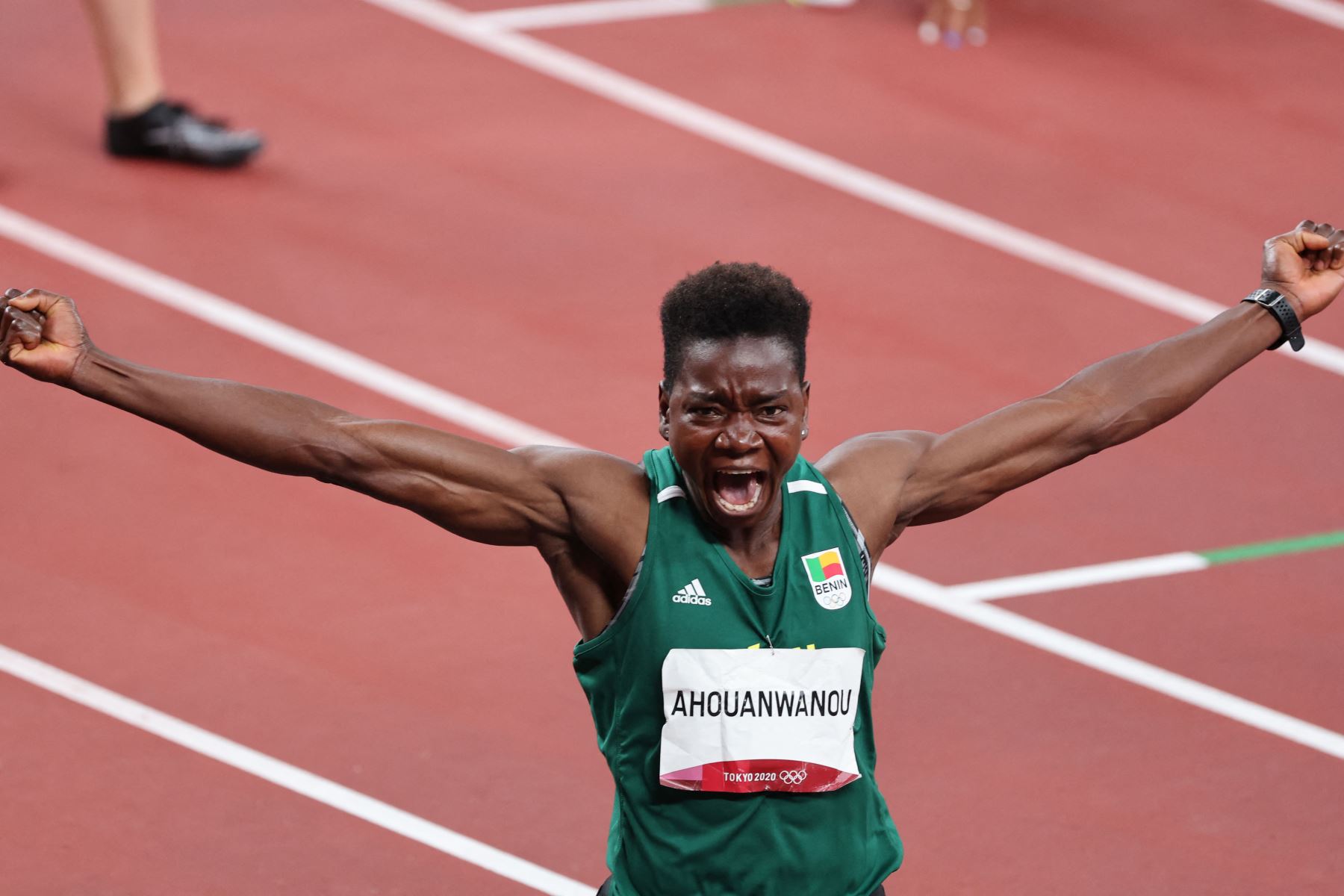 Odile Ahouanwanou de Benin reacciona después del heptatlón femenino 200m durante los Juegos Olímpicos de Tokio 2020.
Foto: AFP
