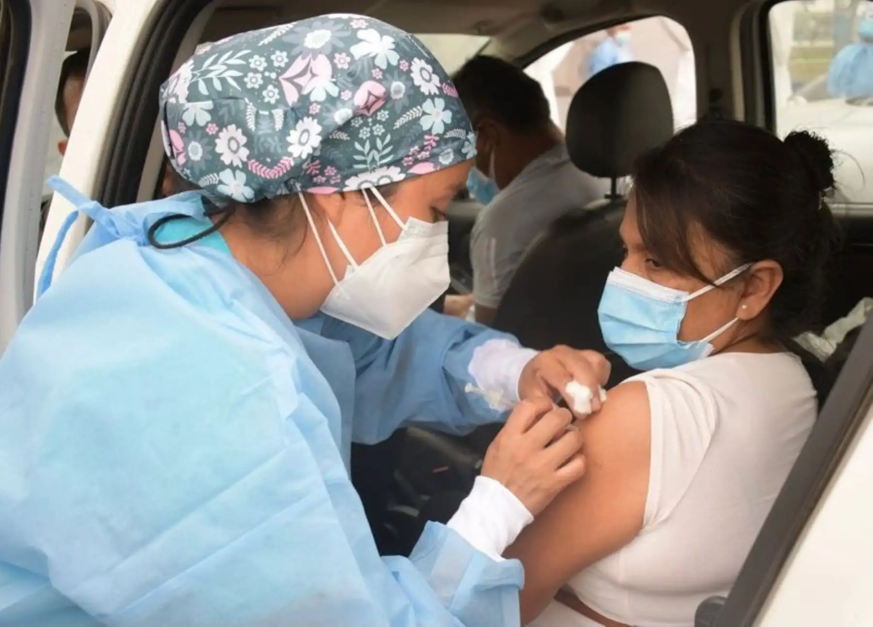 Lambayeque organiza Vacunatón y desde mañana viernes 6 de agosto aplicará la dosis contra el covid-19 a las personas mayores de 43 años. ​Foto: ANDINA/difusión.