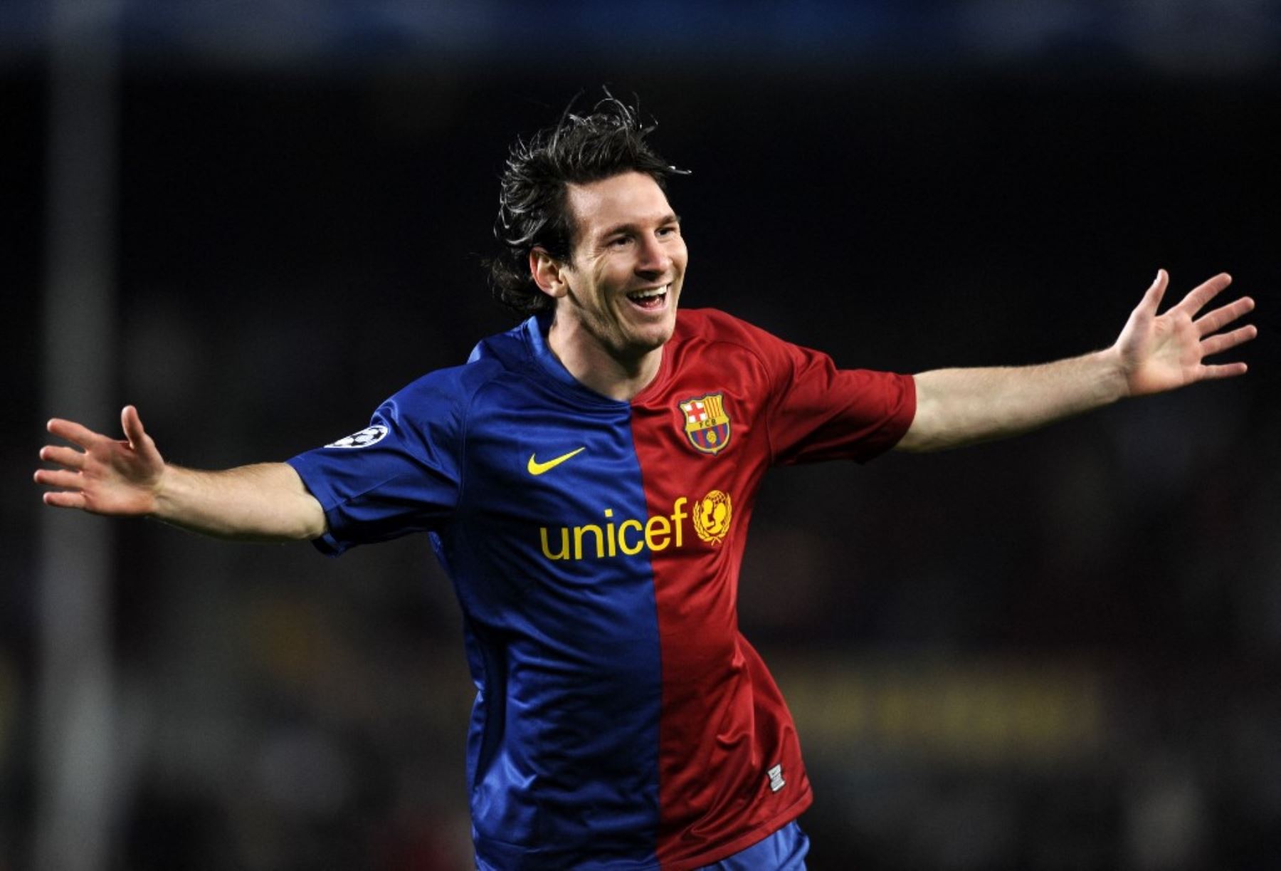 Lionel Messi deja el Barcelona tras no llegar a un acuerdo para la renovación