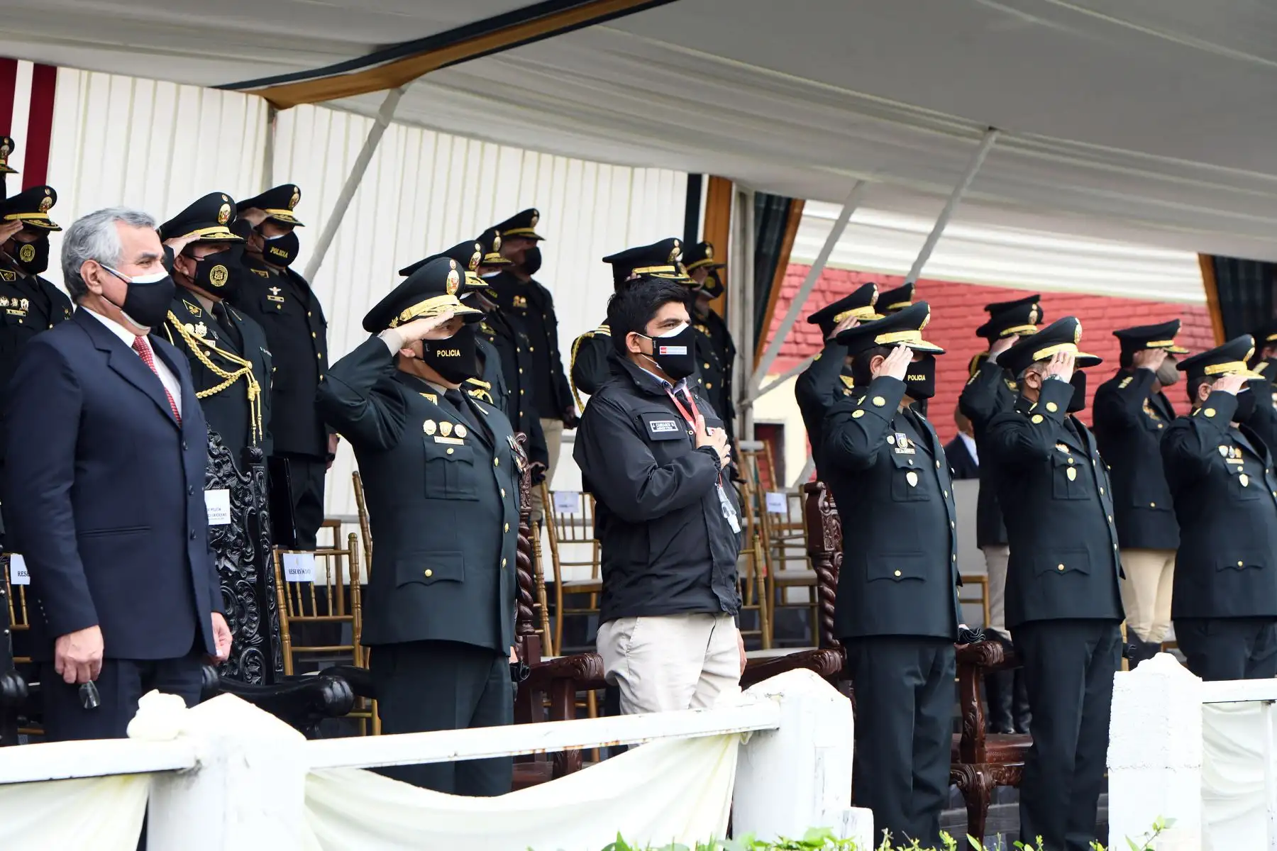 Ministro del Interior, Juan Carrasco Millones, participa en la ceremonia por el 197.° aniversario de la gloriosa Batalla de Junín y el Día de la Caballería Peruana, desarrollada en la sede de la Unidad Histórica de la Policía Montada - El Potao.
Foto: Mininter