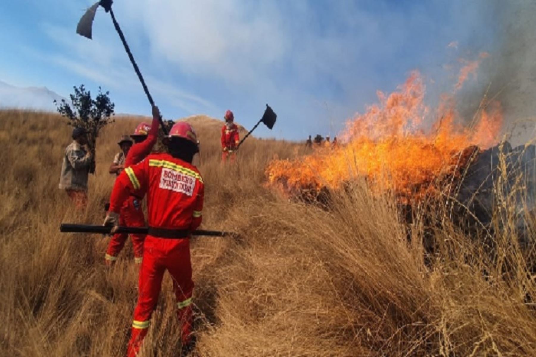 Según el último informe, el fuego se originó en el sector de Muyna (límite entre Lucre y Andahuaylillas), propagándose a los sectores de Raccon Orcco, Cerro Cripta, Cerro Pura Ccasa, Llutto, Caballochayoc, Tullumayo, Rayllacta.