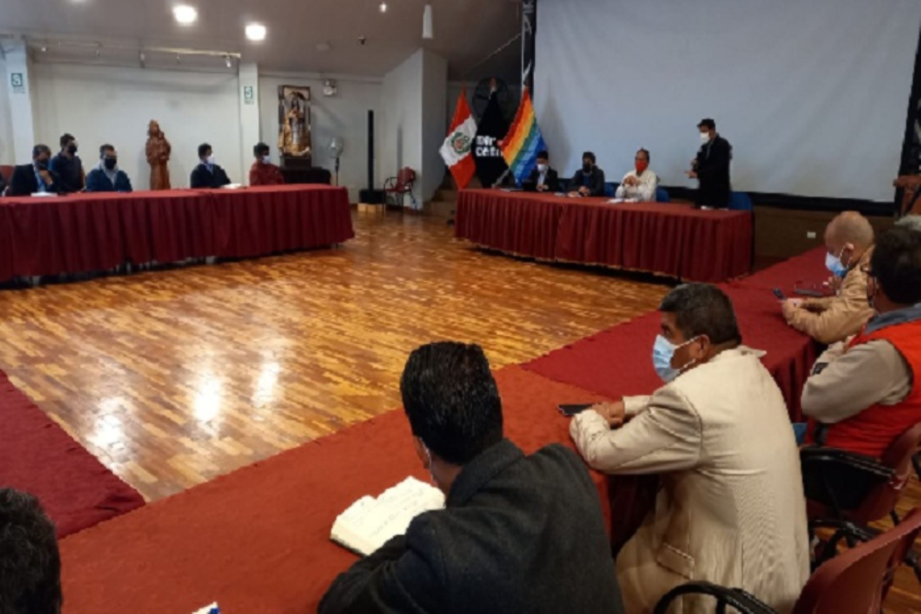 El Ministerio Público, en coordinación con la Policía Nacional del Perú, está llevando a cabo diligencias para determinar responsabilidades correspondientes a los autores del incendio forestal.