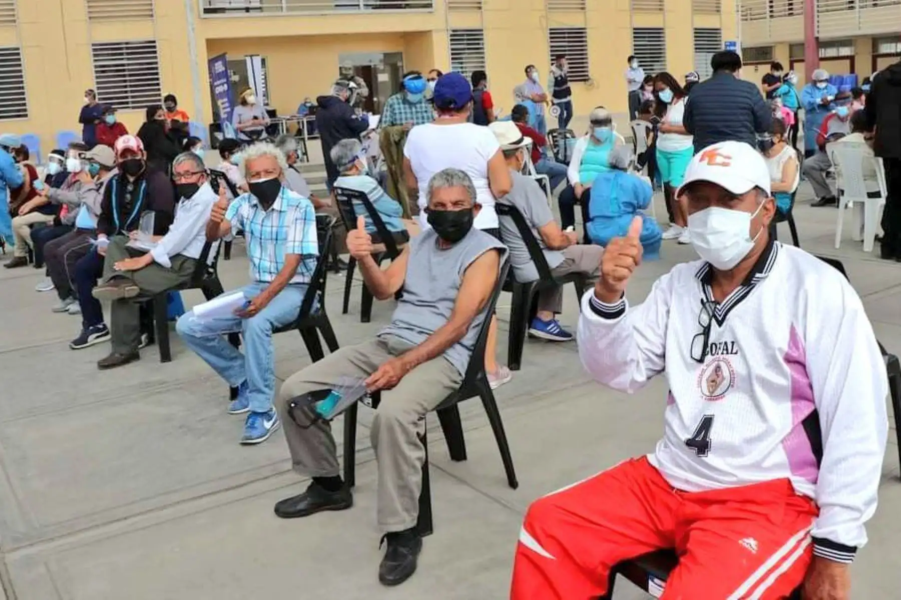 Desarrollo de la Vacunatón contra la COVID-19 en La Libertad. 

Foto: ANDINA/Difusión