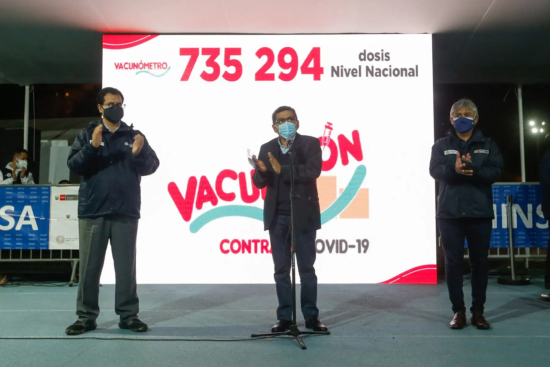 Ministro de Salud Hernando Cevallos participa de la clausura de la 4ta jornada de Vacunatón contra la covid-19.

Foto:ANDINA/Minsa