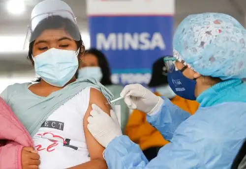 Debido a su condición de salud, los menores con trasplante de órgano tienen prioridad en la vacunación contra el covid-19. Foto: ANDINA/Minsa