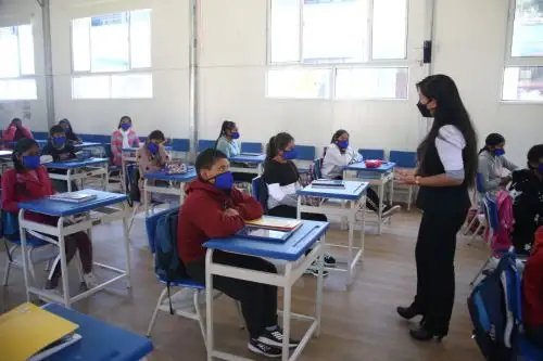 Inmunización contra la covid-19 forma parte del Plan de retorno a la presencialidad en la escuela. Foto: ANDINA/Difusión