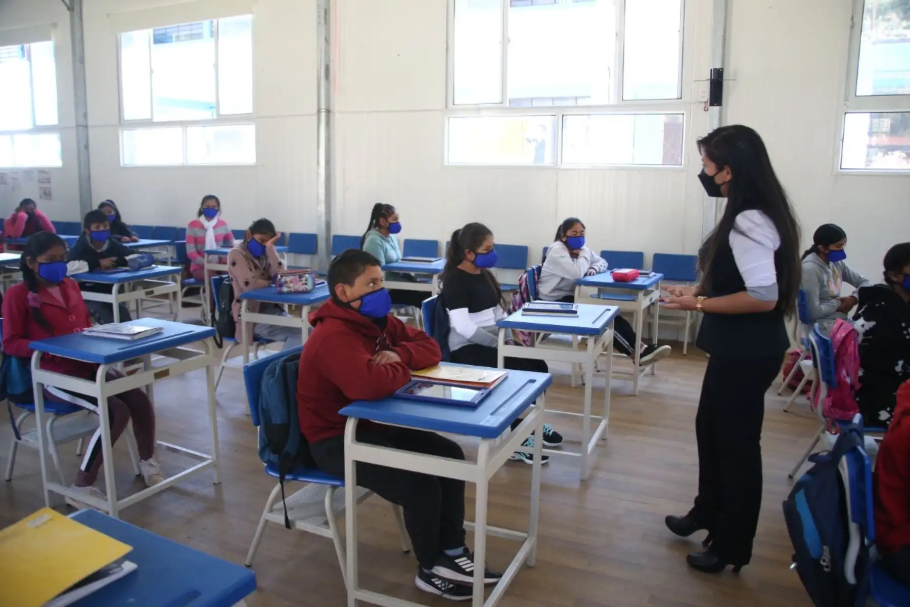 Inmunización contra la covid-19 forma parte del Plan de retorno a la presencialidad en la escuela. Foto: ANDINA/Difusión