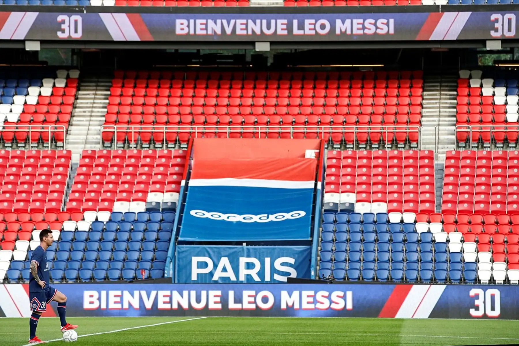 Lionel Messi fue presentado oficialmente por el París Saint-Germain Football Club
