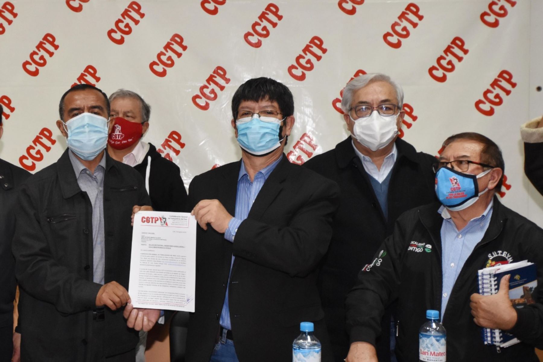 Los integrantes de la CGTP presentaron su agenda laboral al Ministerio de Trabajo.