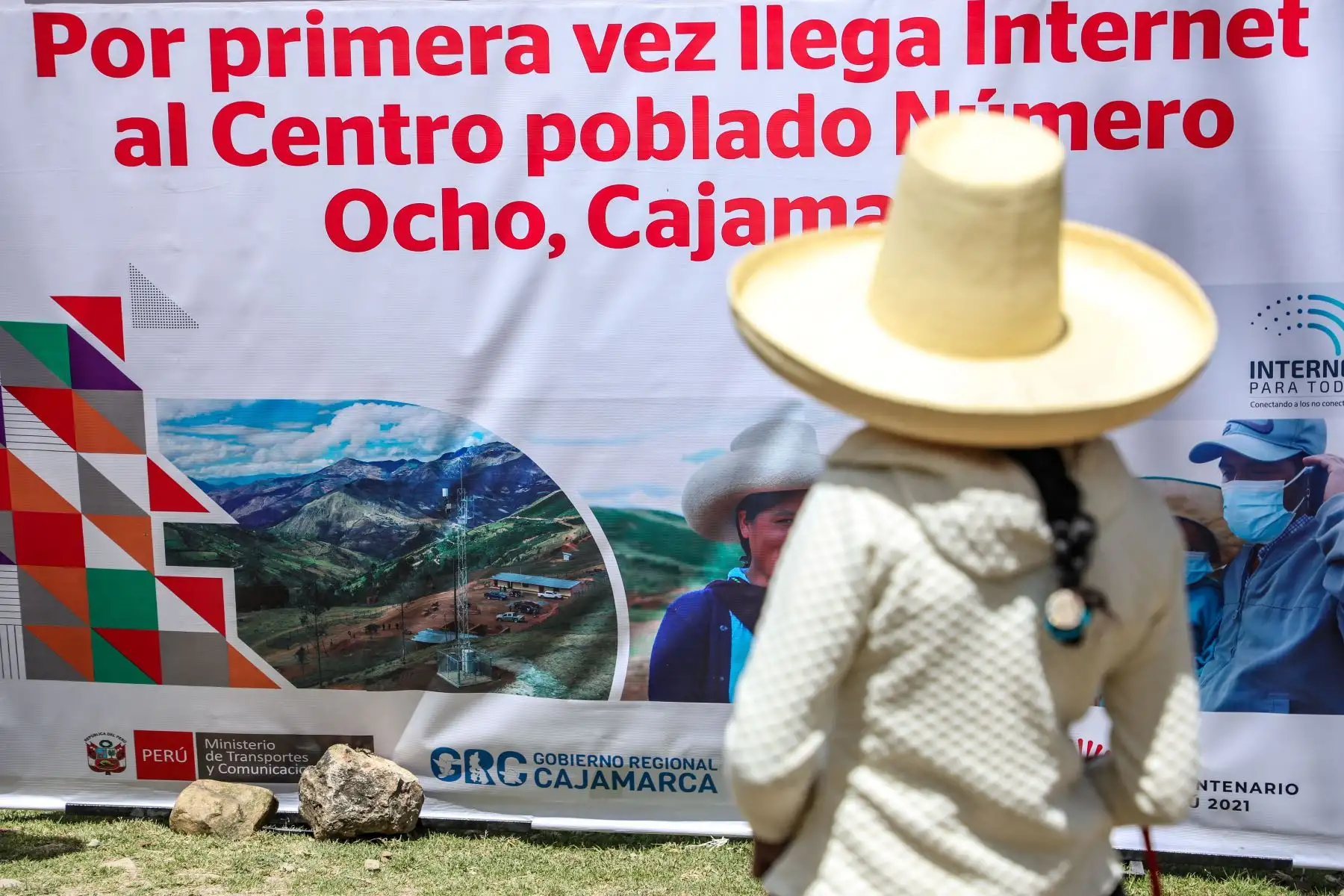 El poblado Número Ocho cuenta con 200 habitantes y está ubicada en la parte más alta y alejada del distrito de San Juan, en la provincia de Cajamarca. 
Foto: MTC