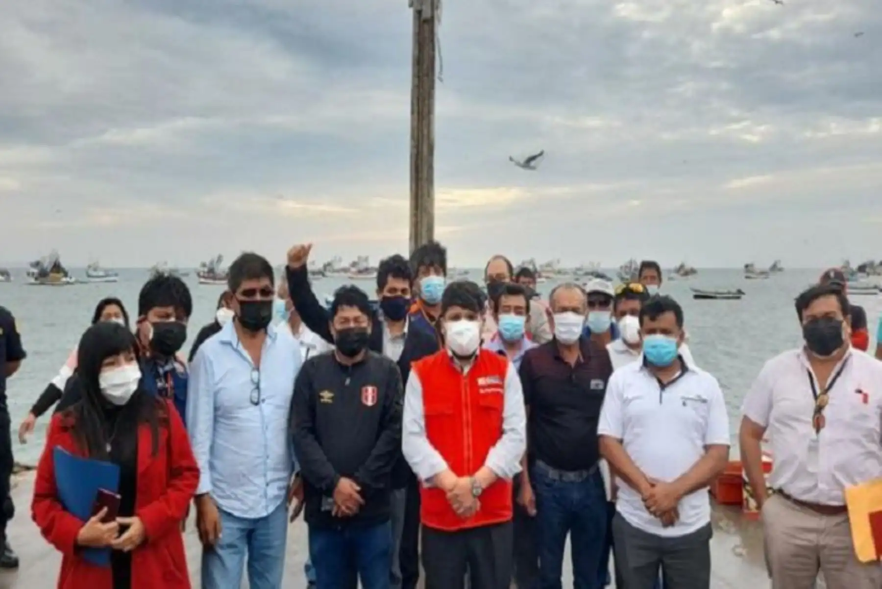 El ministro Yván Quispe Apaza se reunió con representantes del Frente de Maricultura de la Bahía de Sechura, el Consejo Provincial de la Pesca, el Gremio de Pescadores Artesanales de Parachique y representantes de Amype.