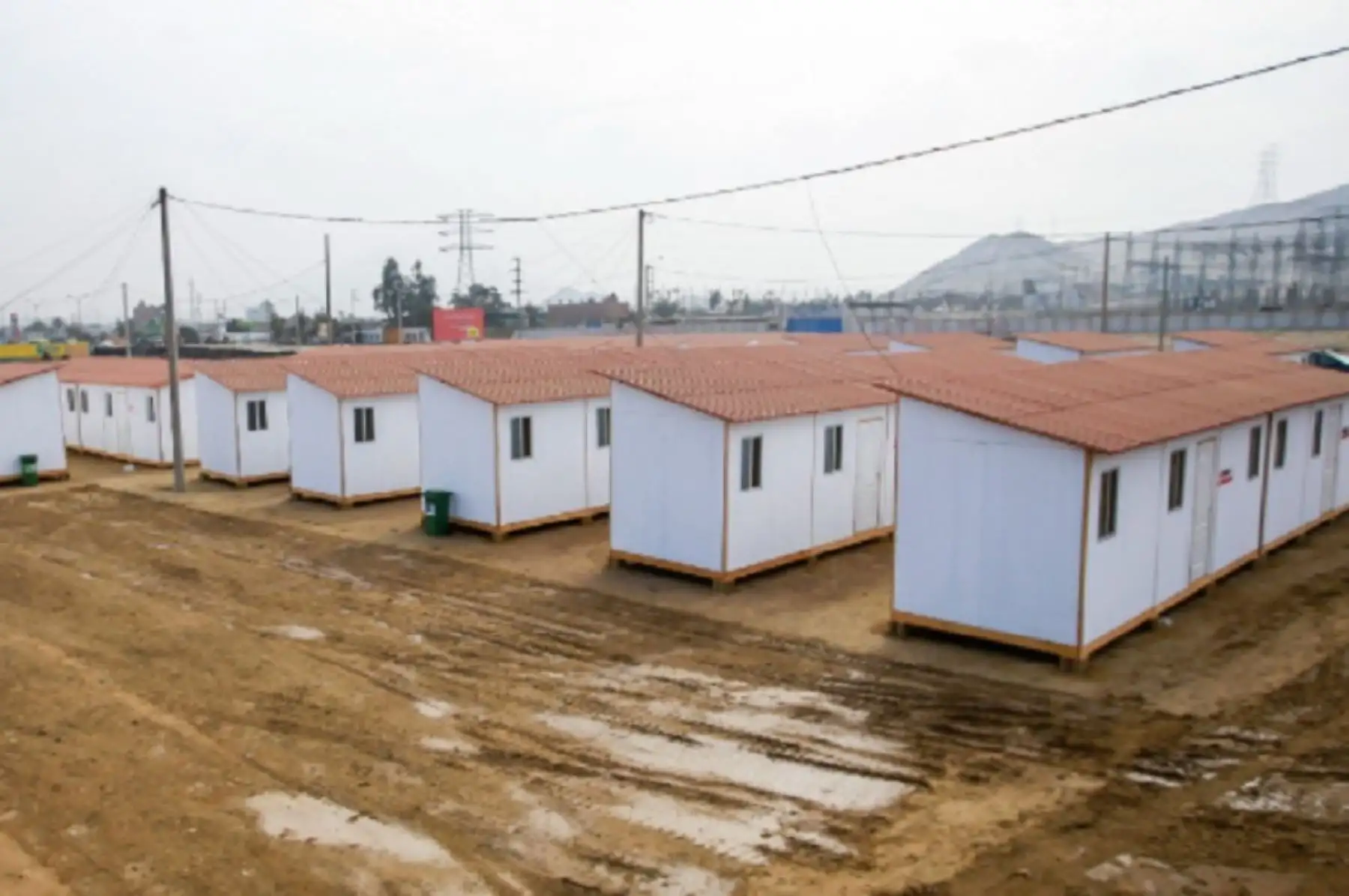 El Ministerio de Vivienda, Construcción y Saneamiento (MVCS) instalará un total de 72 módulos temporales de vivienda en el distrito de La Huaca, en la provincia de Paita, región Piura, los que albergarán a las familias cuyas casas resultaron destruidas o inhabitables tras el sismo de magnitud 6.1 ocurrido el pasado 30 de julio.