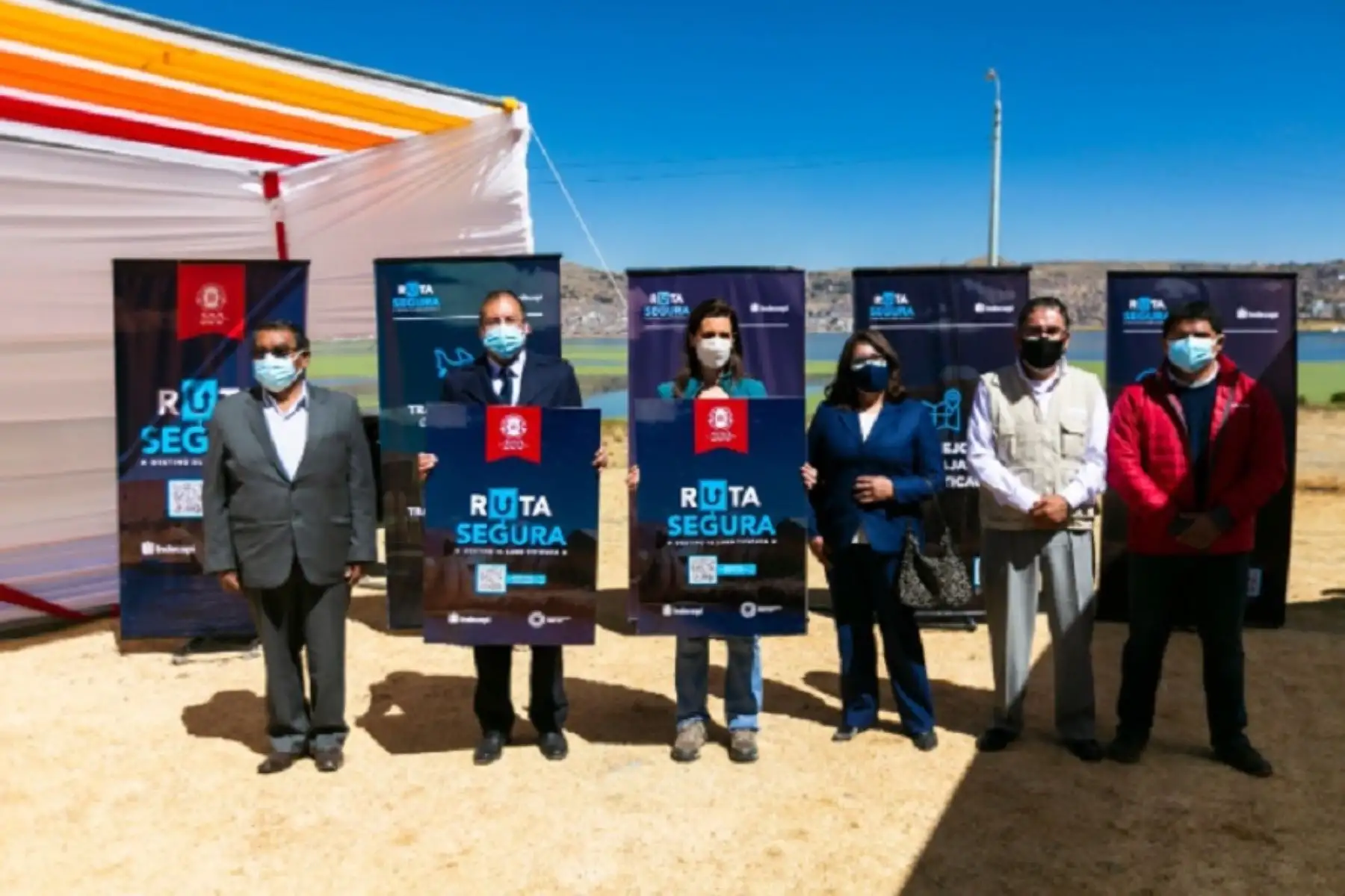 El Indecopi presentó la “Ruta Segura Lago Titicaca”, una guía virtual  que brinda información relevante para las y los viajeros nacionales e internacionales sobre las diferentes atracciones turísticas del lago Titicaca y los servicios formales seguros que se ofrecen en la zona.