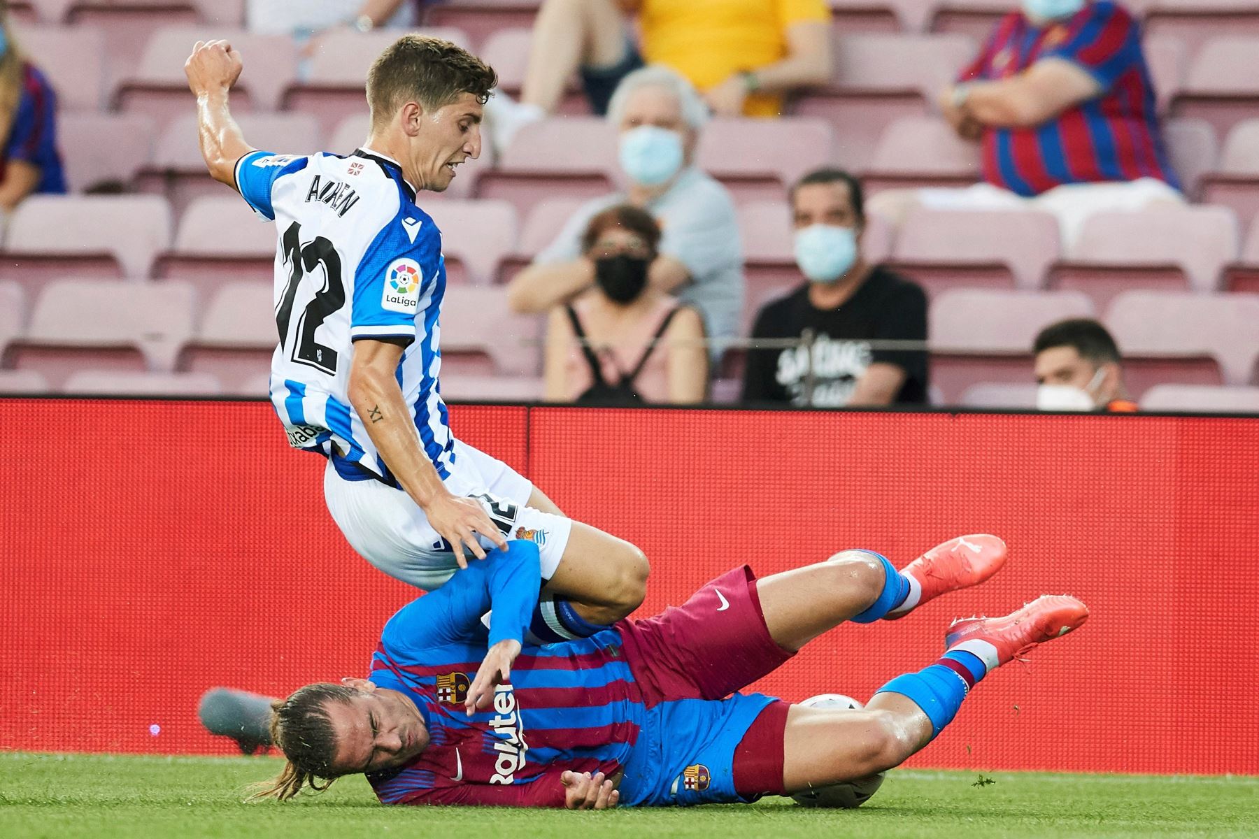 Barcelona Gana 4 2 Al Real Sociedad Por La Liga Española Galería Fotográfica Agencia Peruana 6576