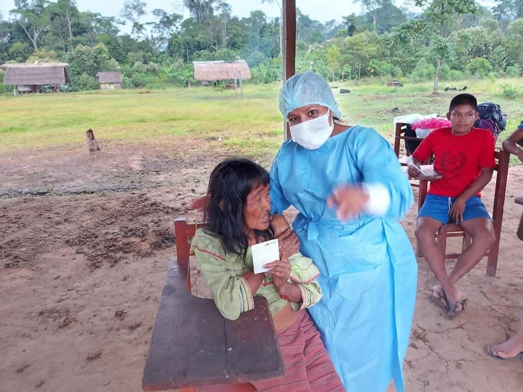 Un total de 633 pobladores de diversas comunidades indígenas de la región San Martín recibieron la vacuna contra la covid-19.