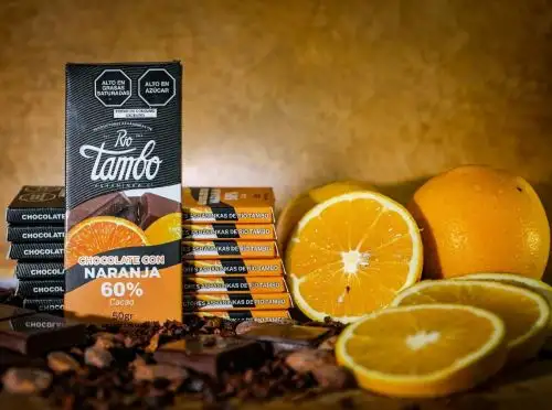Conoce la nueva línea de chocolates elaborada con frutas tropicales por emprendedores asháninkas del distrito de Río Tambo, en el Vraem. ANDINA/Difusión