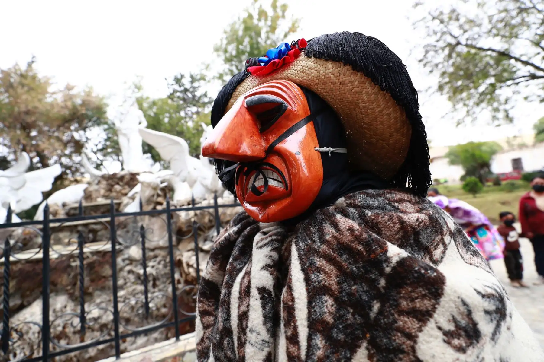 El ministro de Cultura, Ciro Gálvez, recorrió el museo regional “El Huacón Milenario”, espacio dedicado a la danza de la Huaconada, que fue declarada como Patrimonio Cultural de la Humanidad por la UNESCO el año 2010 en Jauja, región Junín.

Foto:ANDINA/Ministerio de Cultura