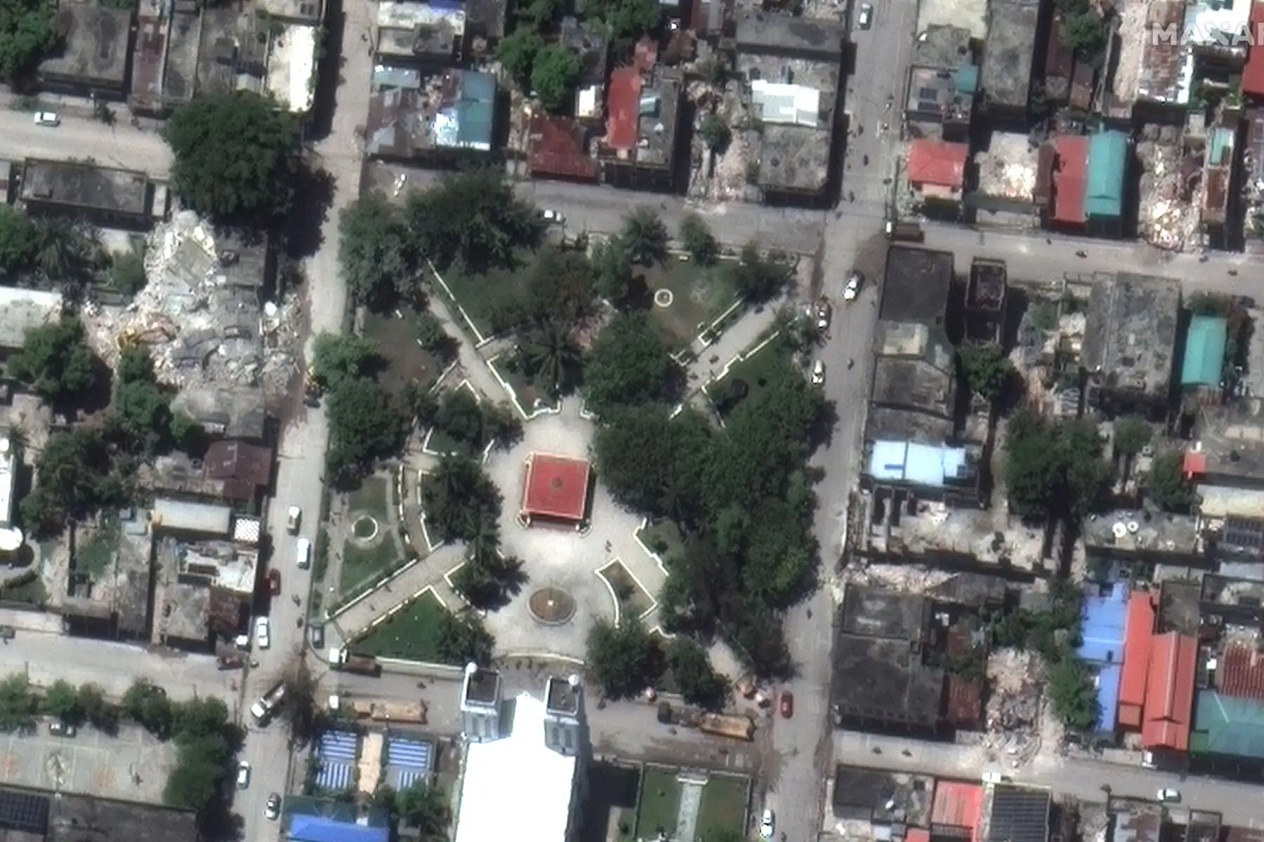 Imagen satelital distribuida  por Maxar Technologies muestra una descripción general de la ciudad de las calles en Haití  después de que un terremoto de magnitud 7.2 sacudiera la península suroeste del país.
Foto: AFP