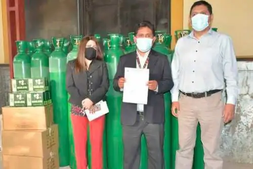 Los balones de oxígeno se repartieron en distintas provincias de Apurímac como Antabamba y Chincheros. Foto: ANDINA/ Diresa