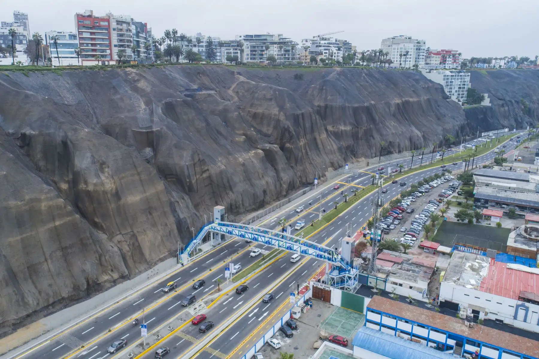Alcalde de Lima, Jorge Muñoz entrega nuevo puente peatonal inclusivo en el distrito de Barranco.
Foto: MML
