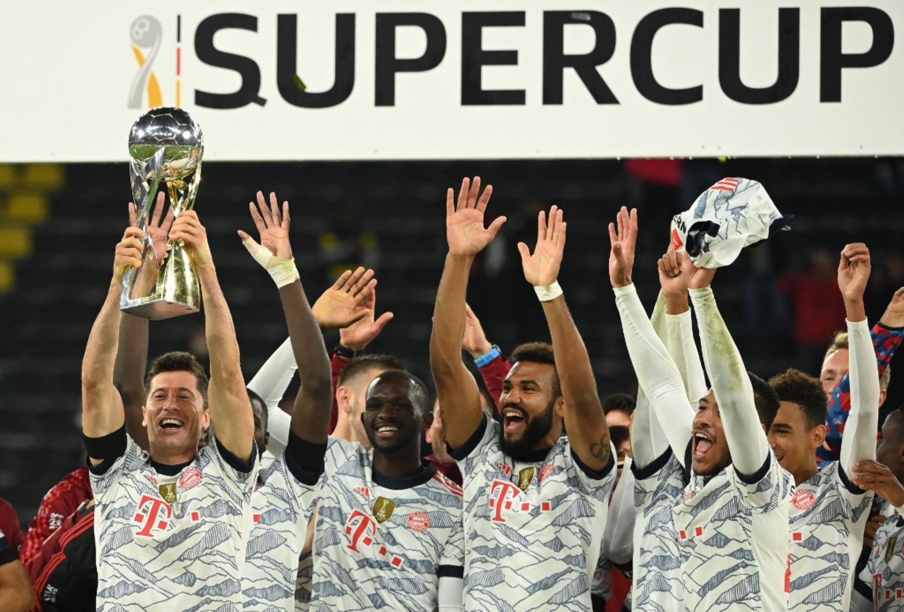 Bayern Múnich campeón de la Supercopa  Alemana 2021