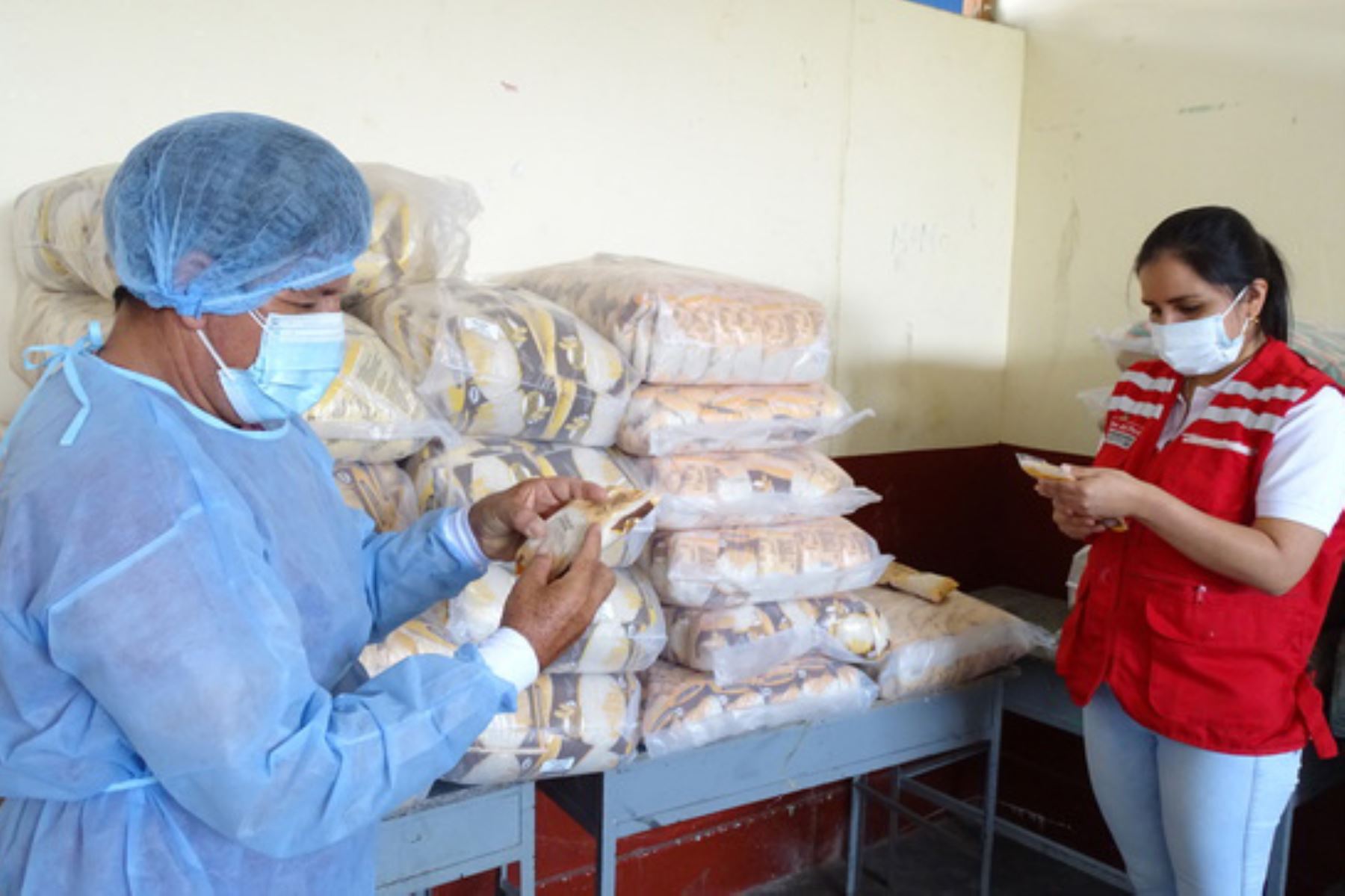 El programa social Qali Warma entregó alimentos a un total de 3,950 comités de alimentación escolar de Cajamarca. Foto: ANDINA/Qali Warma