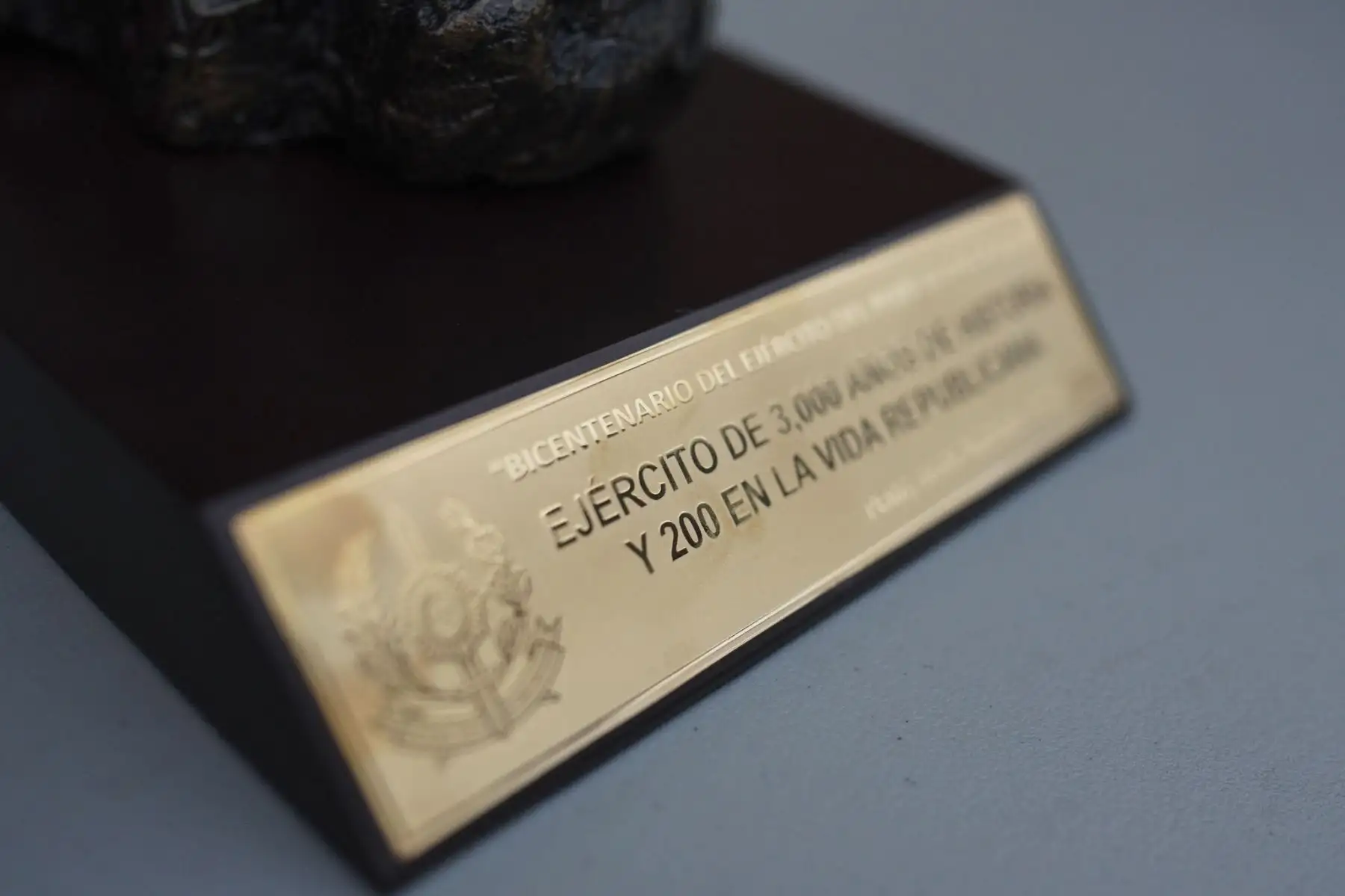 Clásico peruano entre Universitario de Deportes y Alianza Lima se disputa en el Estadio Nacional es el primer clásico del 2021 en la presente temporada de la Liga 1, el ganador recibirá el premio “Bicentenario del Ejército del Perú Republicano” Foto: La Liga