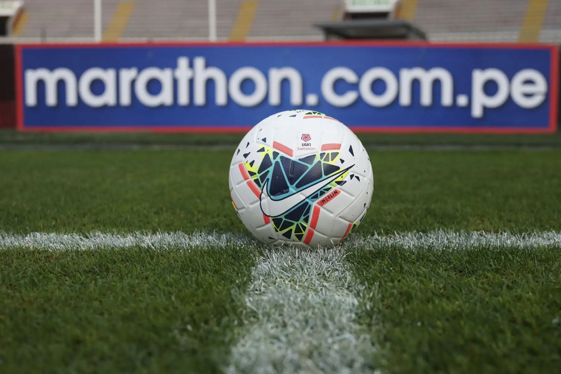 Clásico peruano entre Universitario de Deportes y Alianza Lima se disputa en el Estadio Nacional es el primer clásico del 2021 en la presente temporada de la Liga 1, el ganador recibirá el premio “Bicentenario del Ejército del Perú Republicano” Foto: La Liga