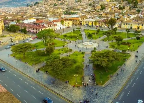 Trabaja Perú ejecuta proyecto para mejorar la zona monumental de Cajamarca. Las obras incluyen el mejoramiento de la plaza de Armas.