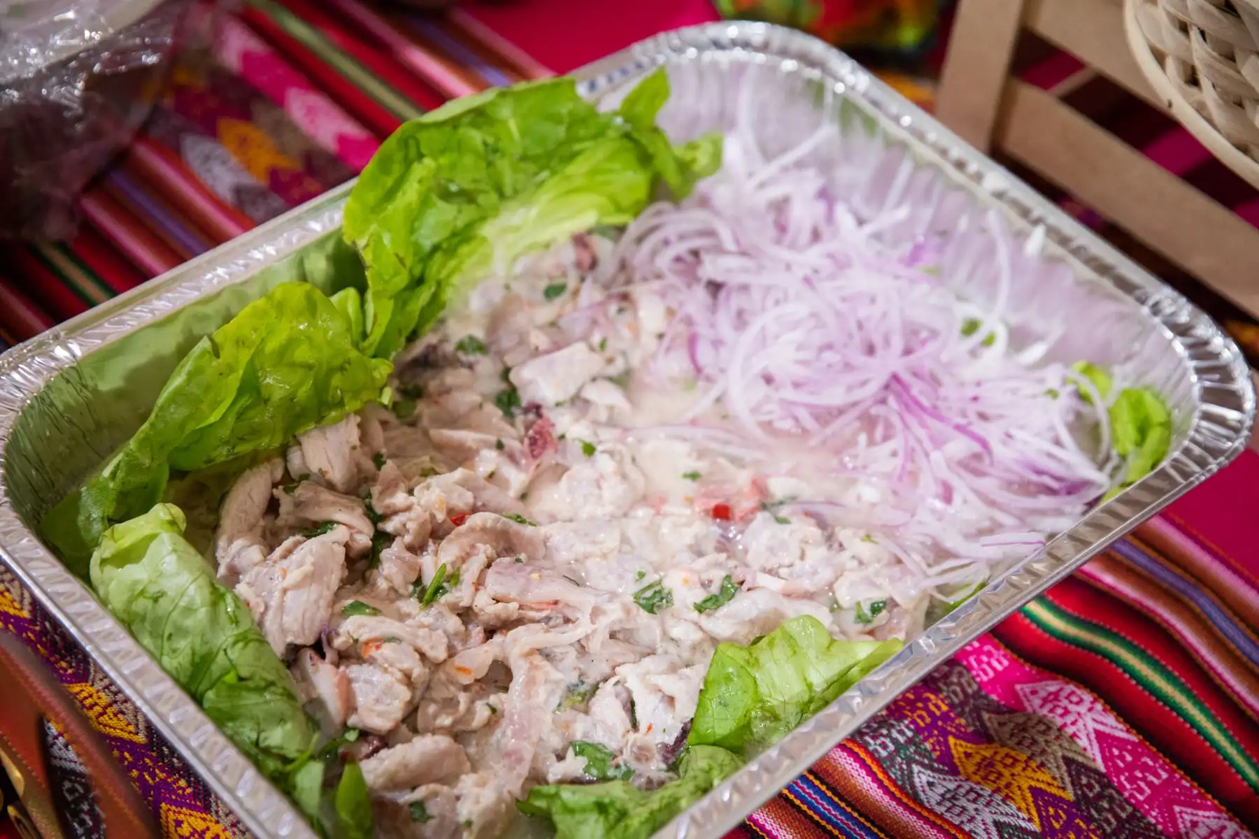 Los platos típicos que se exhibieron fueron cebiche, adobo arequipeño, escabeche de pollo, tamal con sarza criolla, estofado de pollo, hígado encebollado, lomo saltado, entre otros.
Foto: MML