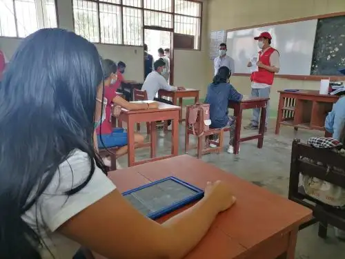 Titular del Ministerio de Educación, Juan Cadillo, destacó que la semipresencialidad permite avanzar en recuperación de aprendizajes y reveló que Loreto es la región que tiene más colegios reabiertos. ANDINA/Difusión