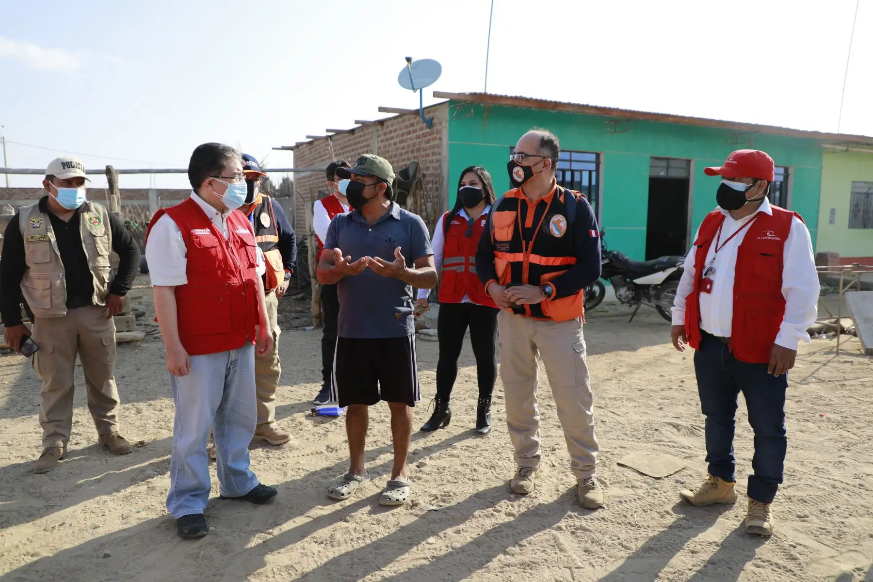 Contralor Nelson Shack supervisó daños ocurridos por el sismo en I.E. 14859 "Felipe García Figallo", y en viviendas del AA.HH. "La Alborada” en el distrito de Miguel Checa de Sullana, Piura. Foto: ANDINA/Contraloría