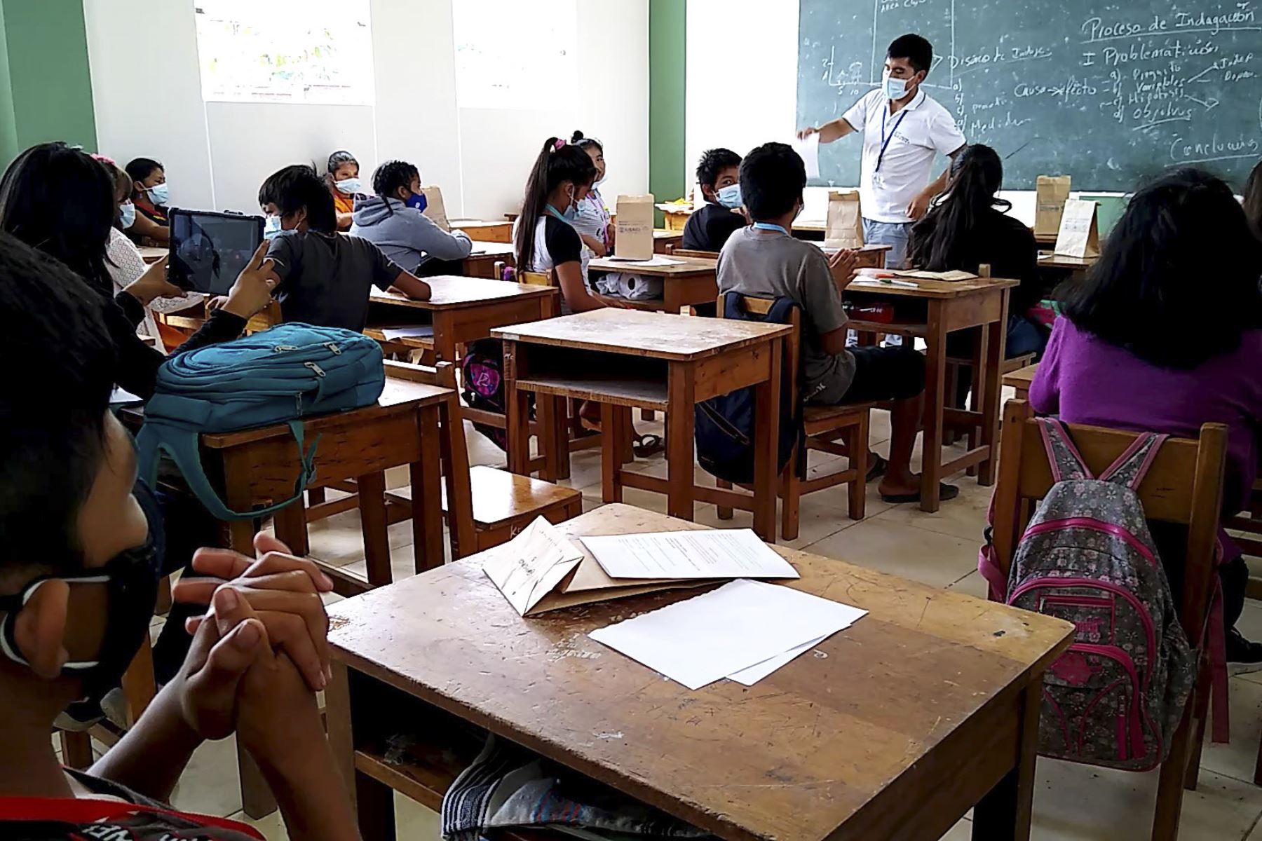 En el segundo semestre del año escolar, 33 instituciones educativas de Junín fueron declaradas aptas para el retorno a las clases semipresenciales. Foto: ANDINA/Difusión