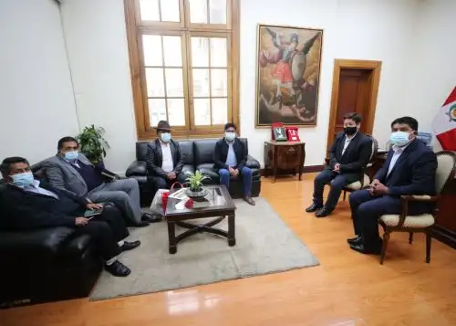Jefe del Gabinete Ministerial, Guido Bellido, sostuvo reuniones con autoridades de Puno, Cusco y Huánuco.