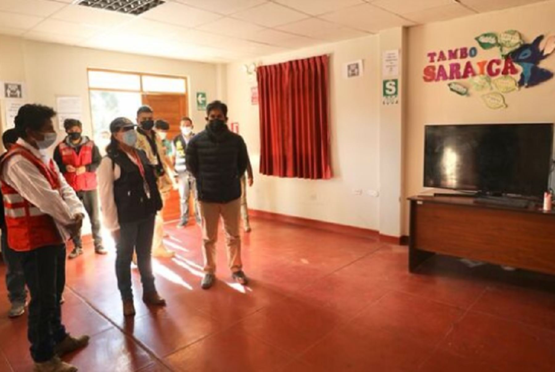 La ministra de Desarrollo e Inclusión Social, Dina Boluarte, supervisó los programas sociales en la región Apurímac, mediante la primera visita inopinada al Tambo Sarayca, ubicado en el centro poblado del mismo nombre, en el distrito de Yanaca, provincia de Aymaraes.