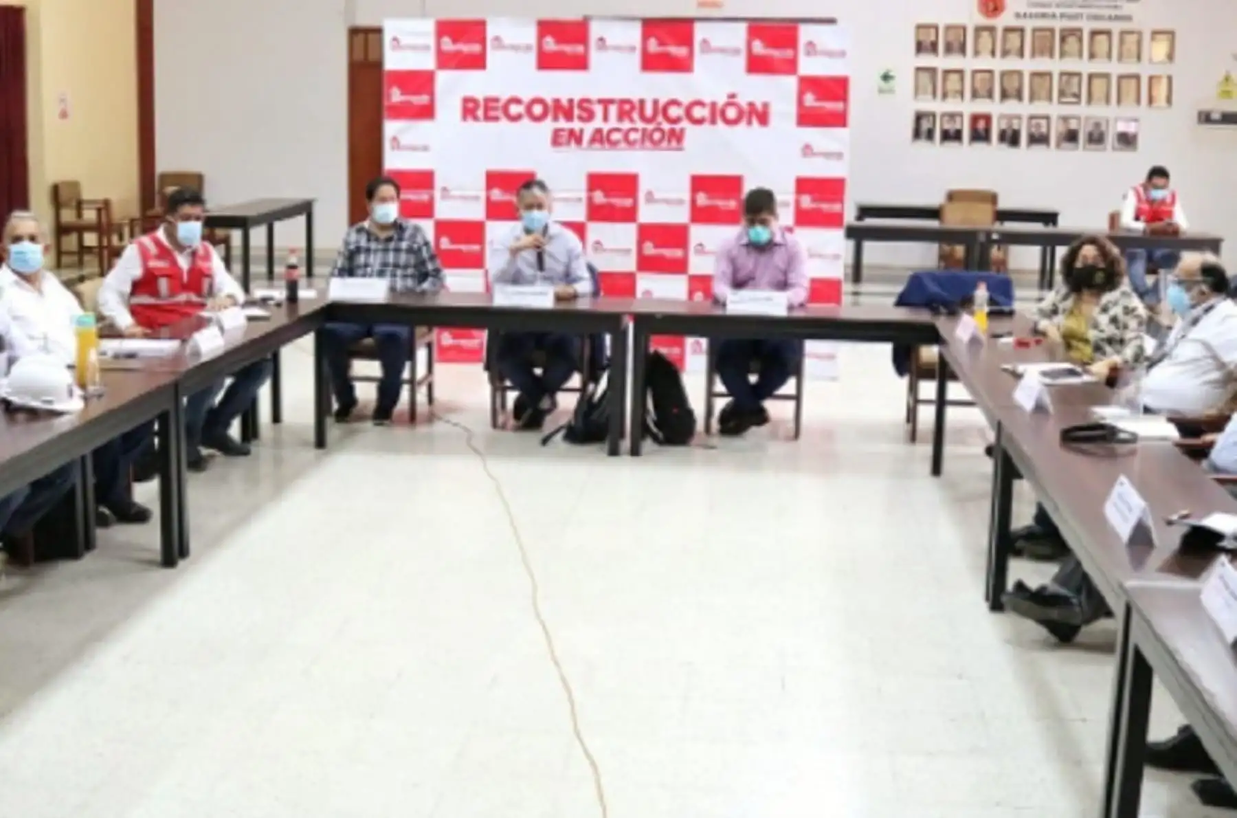 La Autoridad para la Reconstrucción con Cambios (ARCC) presentó ante el comité regional las medidas de acción rápida, enmarcadas en el Plan Integral de Control de Inundaciones del Río Piura y en el Plan Maestro del Drenaje Pluvial de Piura, Castilla y Veintiséis de Octubre.