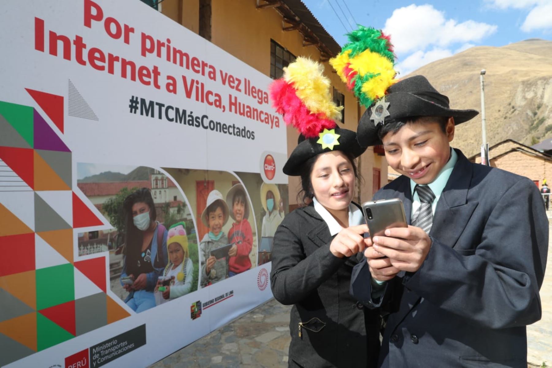 Por primera vez, el Internet llega a la lejana localidad de Vilca, ubicada en el distrito de Huancaya, provincia de Yauyos, en el departamento de Lima.
