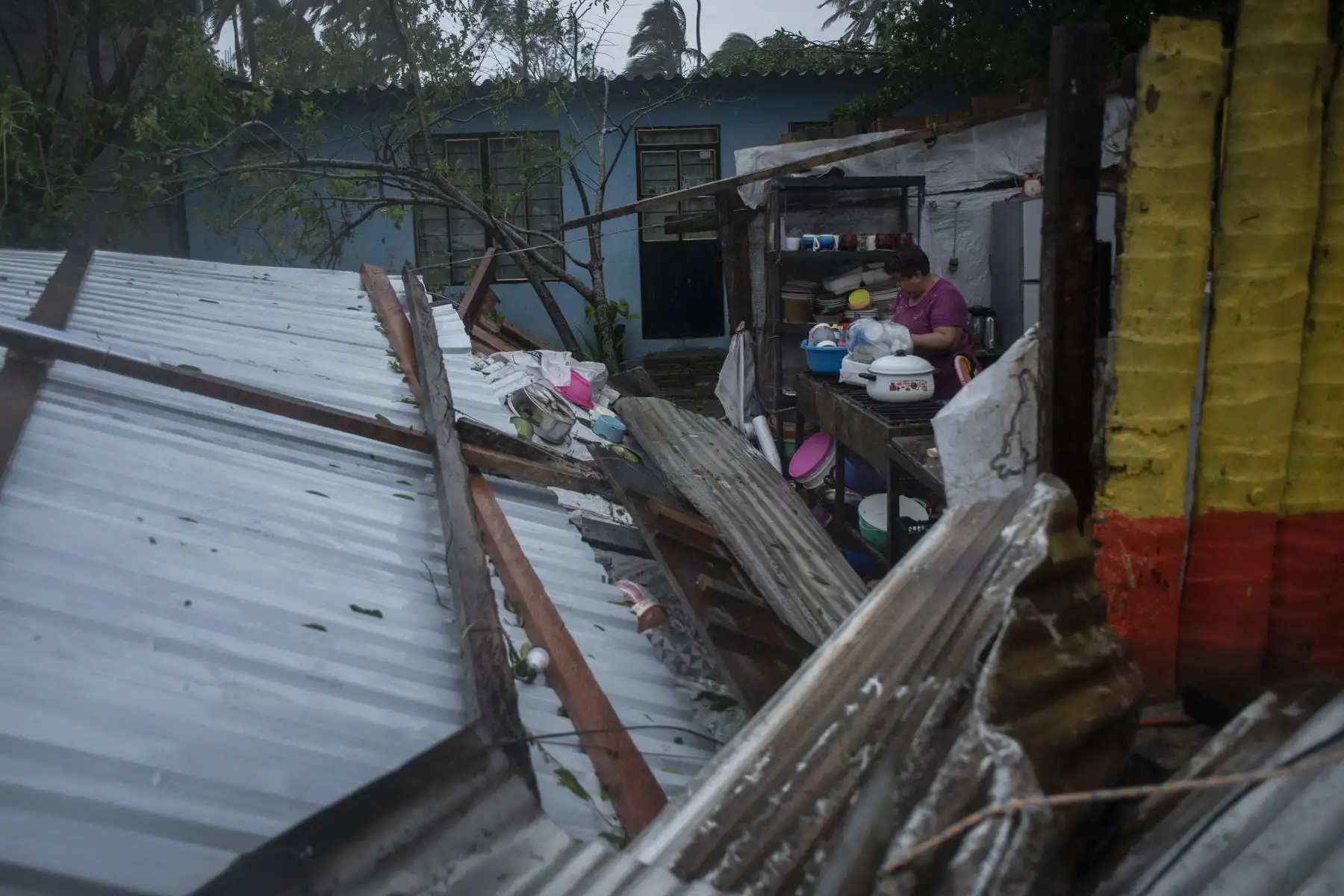 Vista de una construcción dañada causada por el impacto del huracán Grace en Tecolutla, Veracruz, México. Foto: AFP