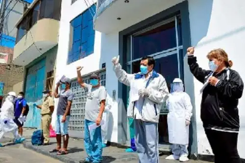 Áncash actualmente viene vacunando a personas mayores de 40 años. En la víspera se realizó el  Vacunatón en la que se aplicaron más de 23,000 dosis a los ciudadanos.