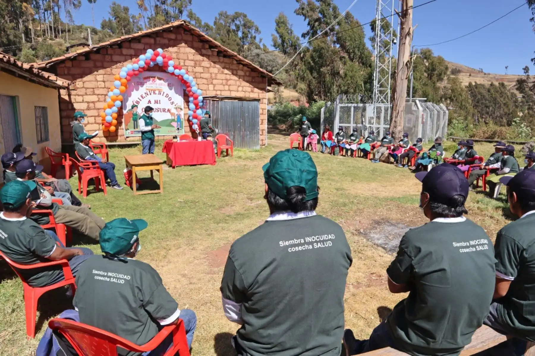 Agricultura familiar del Bicentenario: Senasa fortalece capacidad de 23,000 productores