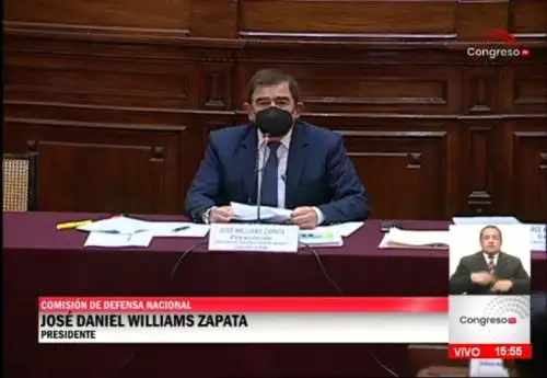 José Williams encabezó hoy la sesión de la Comisión de Defensa del Congreso.