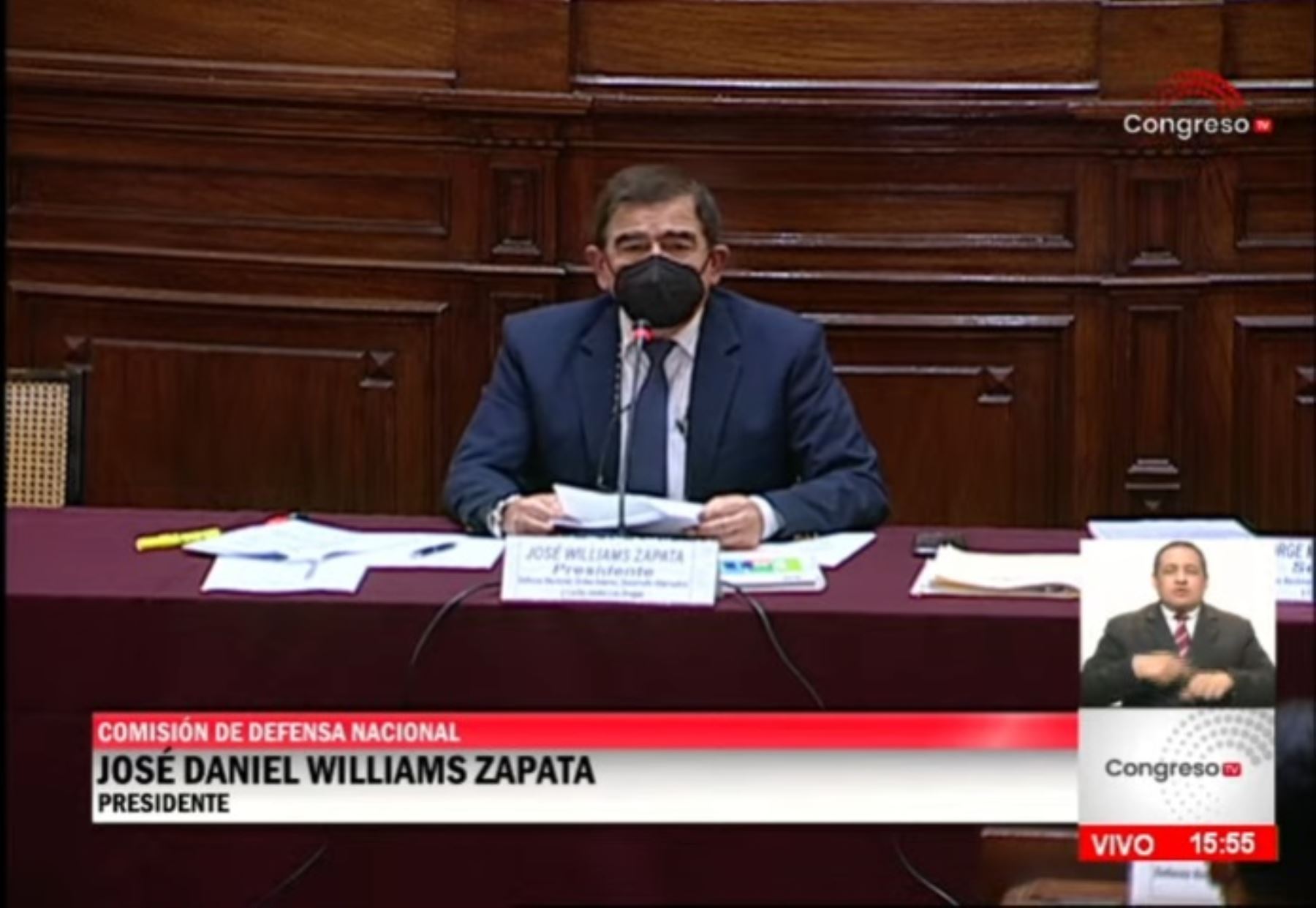 José Williams encabezó hoy la sesión de la Comisión de Defensa del Congreso.