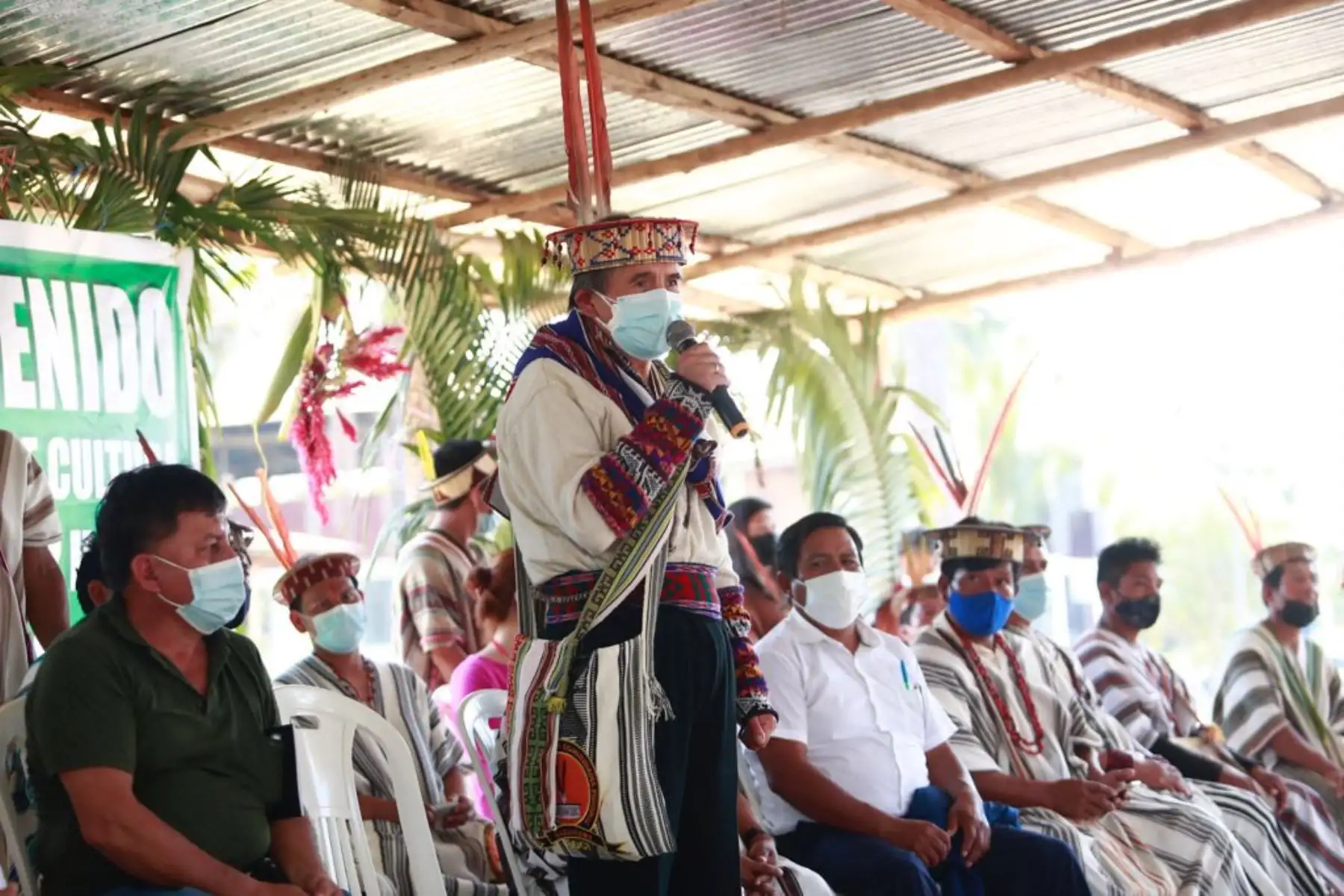 El ministro de Cultura, Ciro Gálvez, participó en el “I Encuentro de Líderes y Autoridades Comunales Indígenas del VRAEM con el Estado Peruano”, que se desarrolló en el distrito de Mazamari, en la provincia de Satipo, región Junín. Foto: Mincul